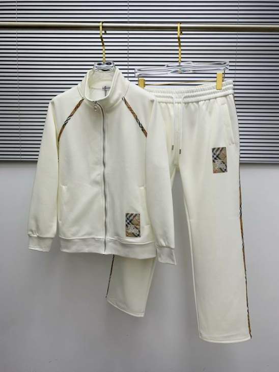 Picture of Burberry Sweater Suits _SKUBurberryM-3XLomtr30837392